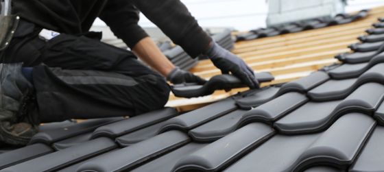 Dekorbild på takläggare.